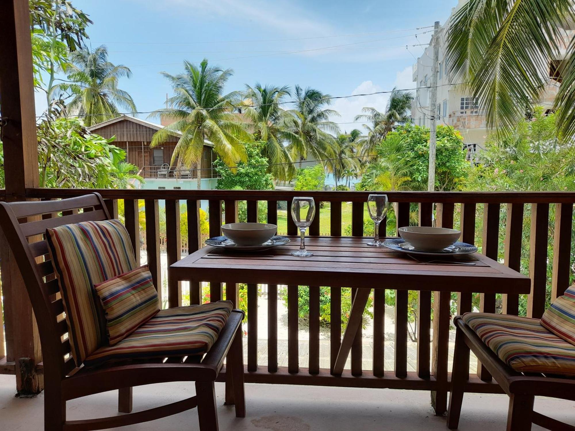 Amanda'S Place Casa Amancer - Sea View, Pool And Tropical Garden Caye Caulker Exterior foto