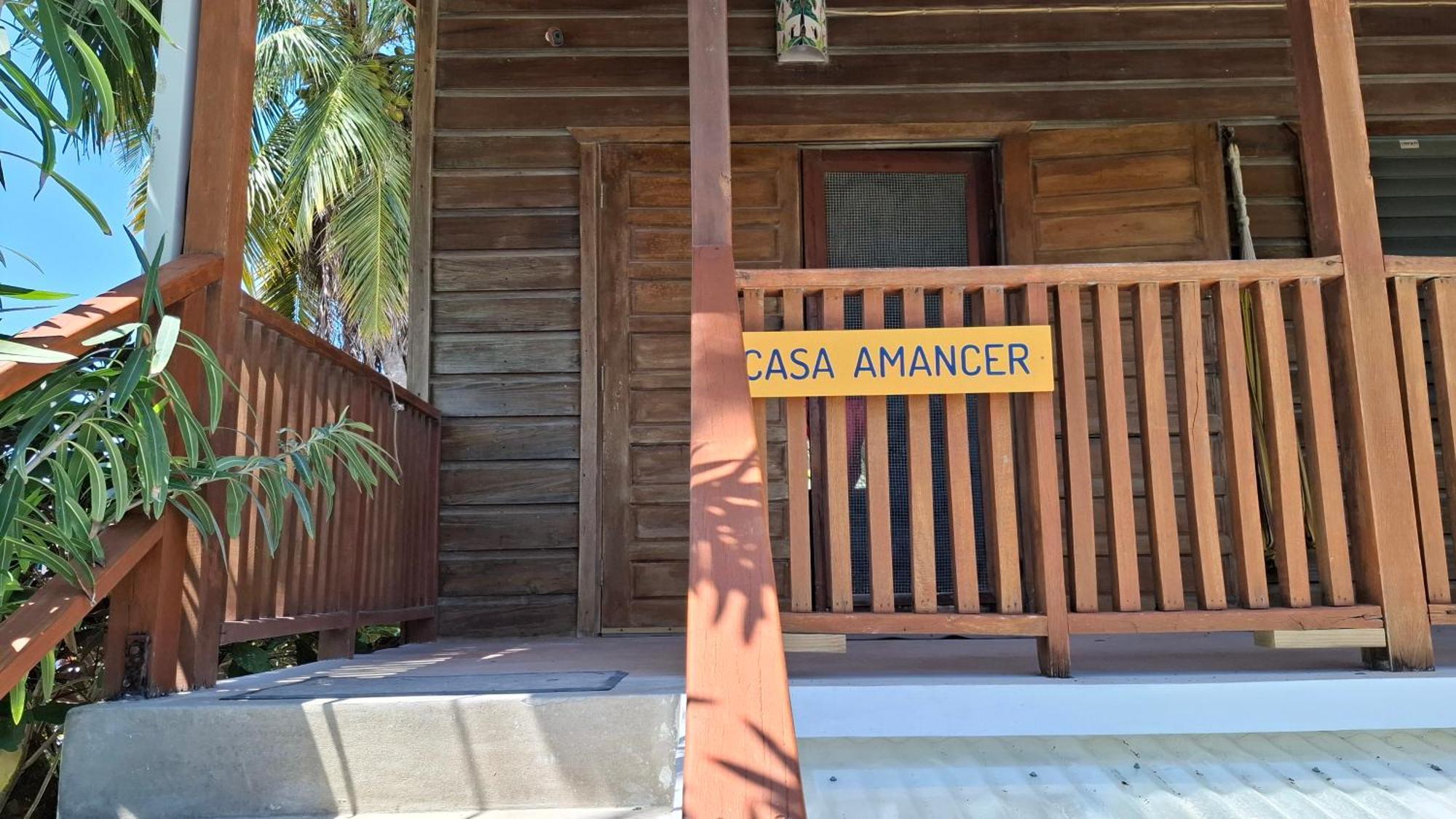 Amanda'S Place Casa Amancer - Sea View, Pool And Tropical Garden Caye Caulker Exterior foto
